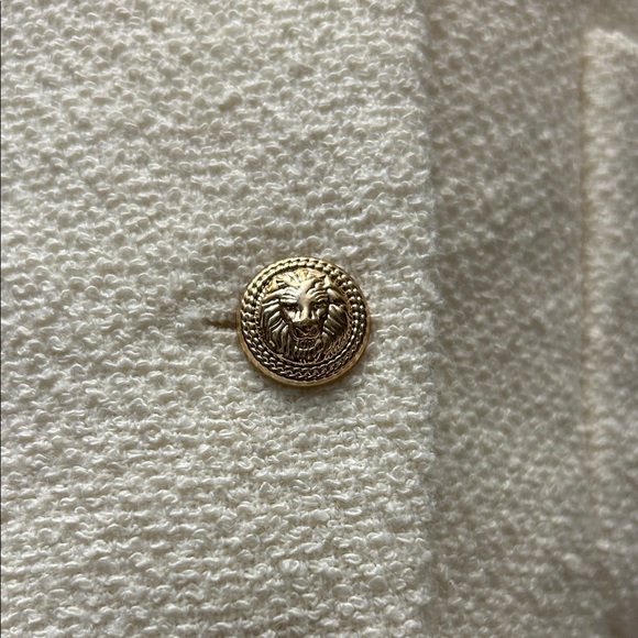 H&M Ivory Textured Vest - Picture 3 of 6